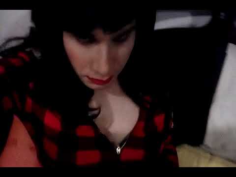 Crossdresser super sexy in bed