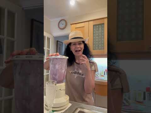 Good afternoon and welcome to my kitchen!