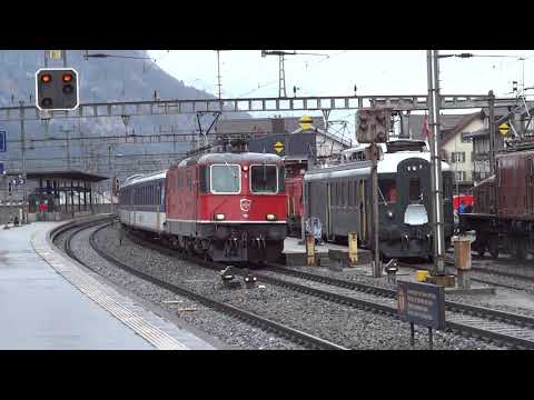 SBB Gotthard Fernverkehrszüge in Erstfeld und Göschenen am 07.04.2012