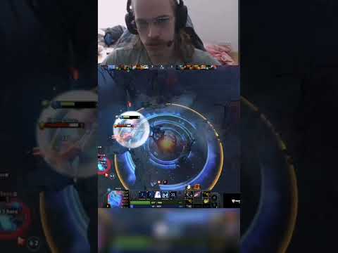 Its hard to gank Topson's puck at mid !!!😱😱😱#dota2 #shorts #topson