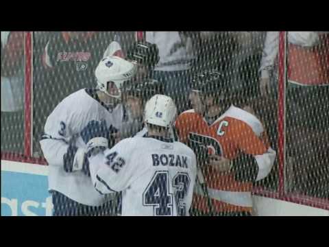 TOR 1 @ PHI 2 - Simon Gagne Scores & Dan Carcillo Scrum  - 100307