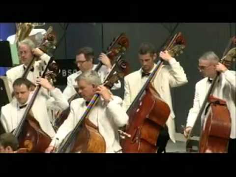 John Williams: Theme from Jaws (Boston Pops)