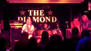 Stated Quo - Something&#39;s Going On In My Head