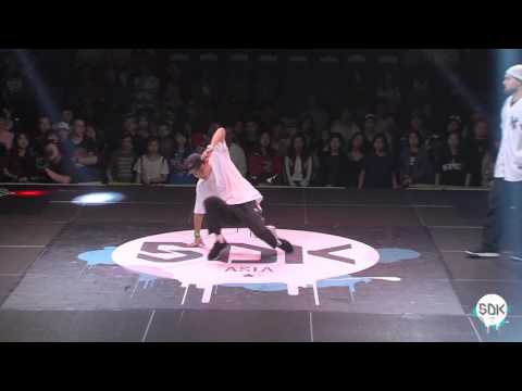 SDK ASIA 2016 TOP8 - House 1on1 - Endrew Style Vs R-Yao