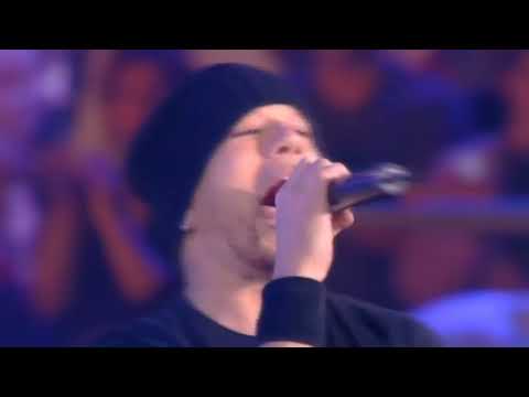 ENFOIRES 2005   MYLENE FARMER   Désenchantée   SOUS TITRAGE KARAOKE