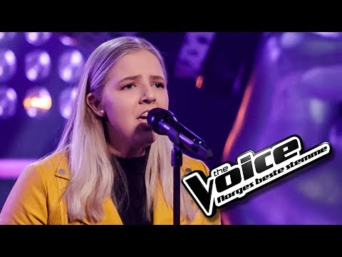 Andrea Santiago Stønjum - False Alarm | The Voice Norge 2017 | Blind Auditions