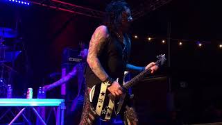 Quiet Riot - Put Up Or Shut Up - AT THE PROOF ROOFTOP LOUNGE - HOUSTON TX 10/19/17