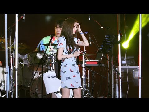 190727 백예린(Baek Yerin) - 그건 아마 우리의 잘못은 아닐 거야 (Maybe It's Not Our Fault) [부산국제록페스티벌] 4K 직캠 by 비몽