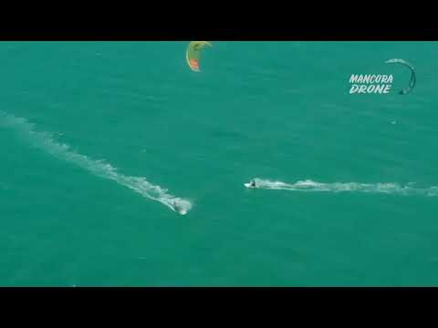 Drone kitesurfing Mancora