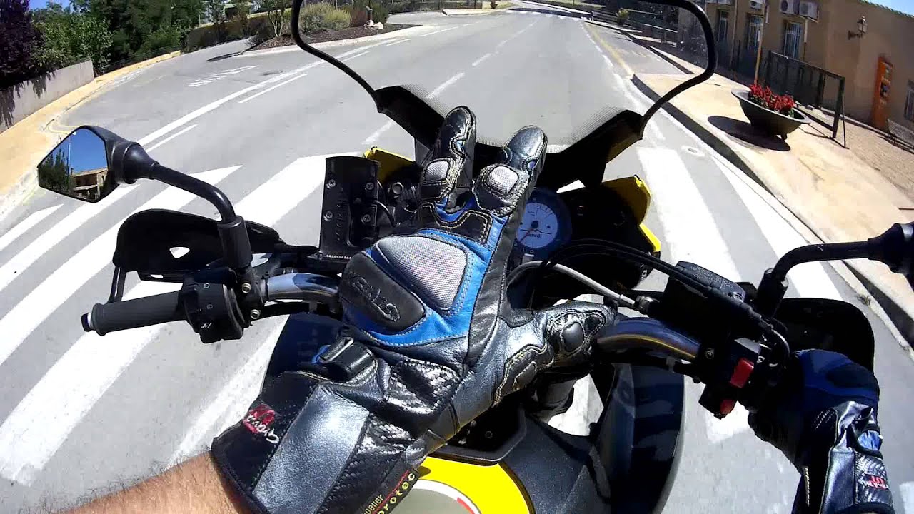 Benelli TRE K 1130 at low speed/rpm