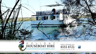 preview picture of video 'Holiday Houseboat Hire   Forster    www.holidayhouseboathire.com'