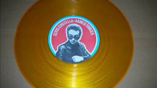 ELVIS COSTELLO on &#39;Round Table&#39;, re Tracie Young&#39;s &#39;I Love You When You Sleep&#39; 15/7/83