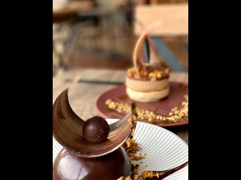 Sabor Dessert Bar - Snickers Cheesecake & Bueno dome plate up