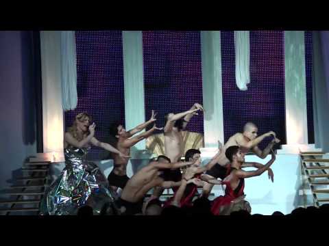 Let's Club - In My Arms - Aphrodite Les Folies Cover‬