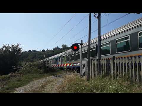 Passaggio a livello Acqui Terme (AL) - Level crossing - Spoorwegovergang