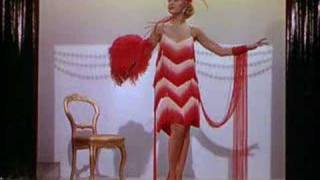 Singing In The Rain - Beautiful girl