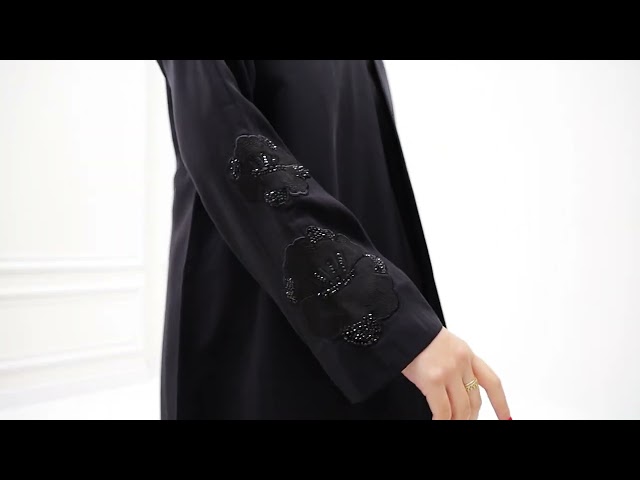 عباية مطرزة 1188801