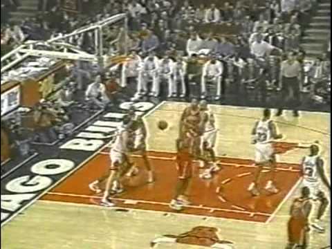 Michael Jordan Highlights (32pts-7rebs) vs.76ers [01-16-96]