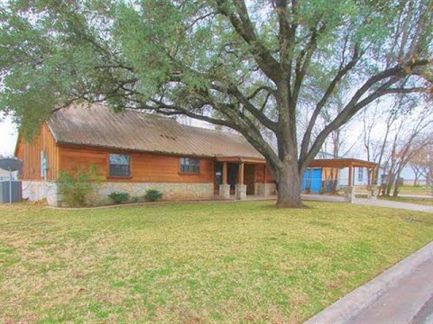 CENTURY 21 Quad J Realty - 604 Holden Street