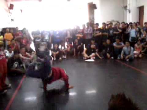 Bboy Battle At Kompleks Karamunsing - King Of KK