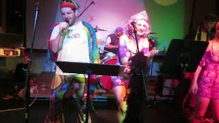 &quot;Let&#39;s Go Crazy&quot;: Rodd Cummings &amp; the Vibrators at Kelly D-Flower&#39;s Dirty 30, 06.15.18