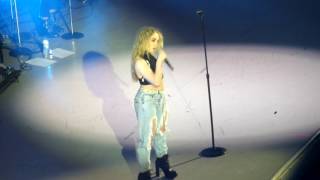 Sabrina Carpenter - Feels Like Loneliness (Live on Dangerous Woman Tour Rio de Janeiro - Brazil)