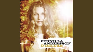 Kasta sten Music Video