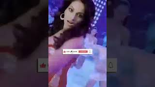 Download lagu Lucky Boy I Bachna Ae Haseeno I Bipasha Basu I Sunidhi Chauhan, Hard Kaur, Raja, Vishal - Shekhar I mp3