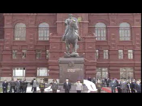 [RAW Footage] Unveils Monument to Georgy Zhukov in Moscow, Russia 8 May 1995 Russian Anthem