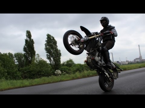Wie man einen Wheelie macht - Anleitung
