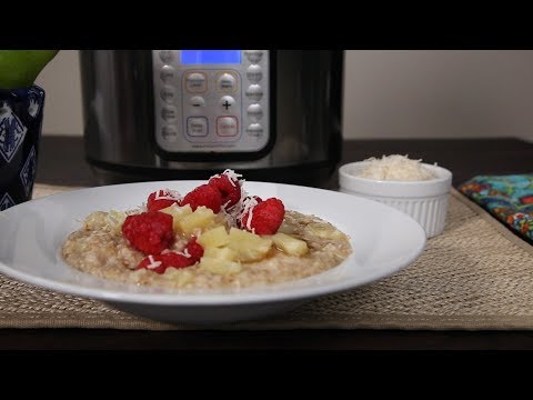 Instant Pot Piña Colada Oatmeal