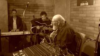 Tiny's open Mic with Catfish Hodge