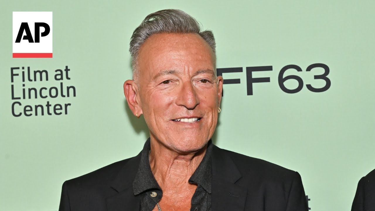 Bruce Springsteen performs at NYFF premiere of biopic