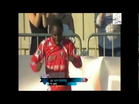 Papa Niang - Striker