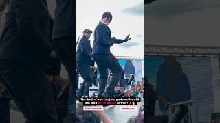 Download lagu Hrithik Roshan dance on ek pal ka jeena song at Houston,Texas | Rangotsav 2025 | #shorts mp3 Download lagu Hrithik Roshan dance on ek pal ka jeena song at Houston,Texas | Rangotsav 2025 | #shorts mp3