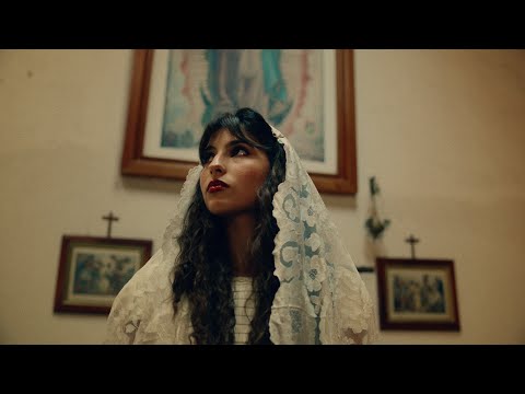 Andrea Bejar - Tu Fantasma (Official Music Video)