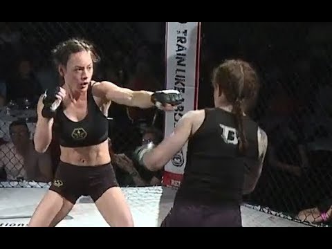 Lanchana vs. Bryony - (2018.06.09) - /r/WMMA