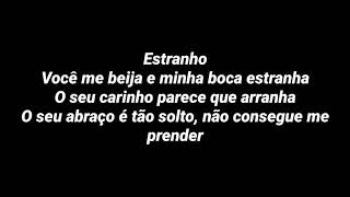 Marília Mendonça - Estranho ( Letra &amp; Download )