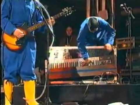 Beastie Boys - Sabotage (Live at Woodstock 1999)