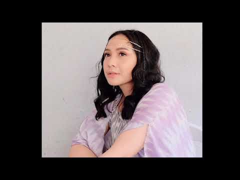 Nagita Slavina Shooting Video Clip Magic with LylaBand