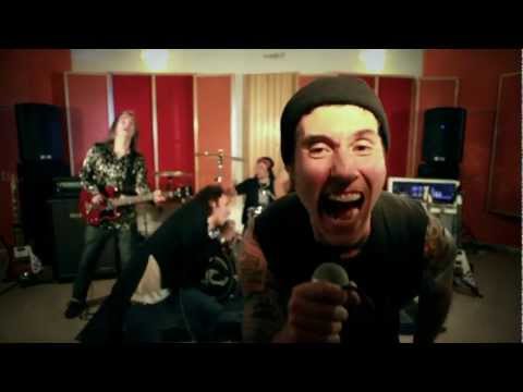 Banda Golpe de Estado - Clipe Rockstar (Participação especial Dinho Ouro Preto)