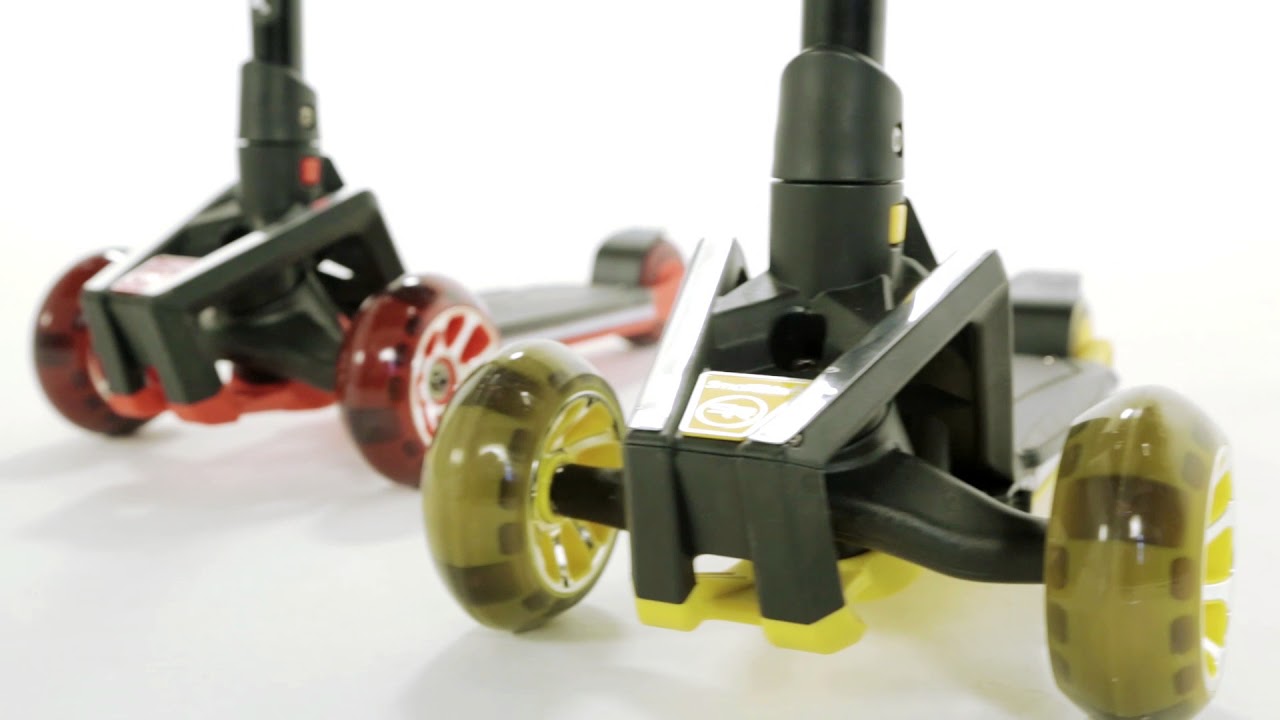 Small Rider Premium Pro - самокат с ревом мотора и светящимися колесами, зеленый