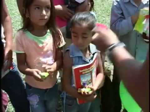 Volunteer hike in Honduras