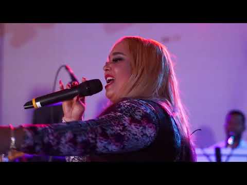 Grupo Suárez en vivo. Homenaje Mirian cruz.... elisabeth Suárez #envivo #republicadominicana