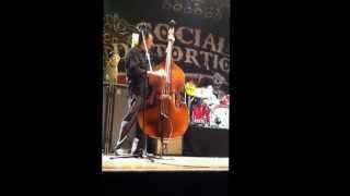 Social Distortion &quot;Let the Jukebox Keep on Playing&quot; live clip
