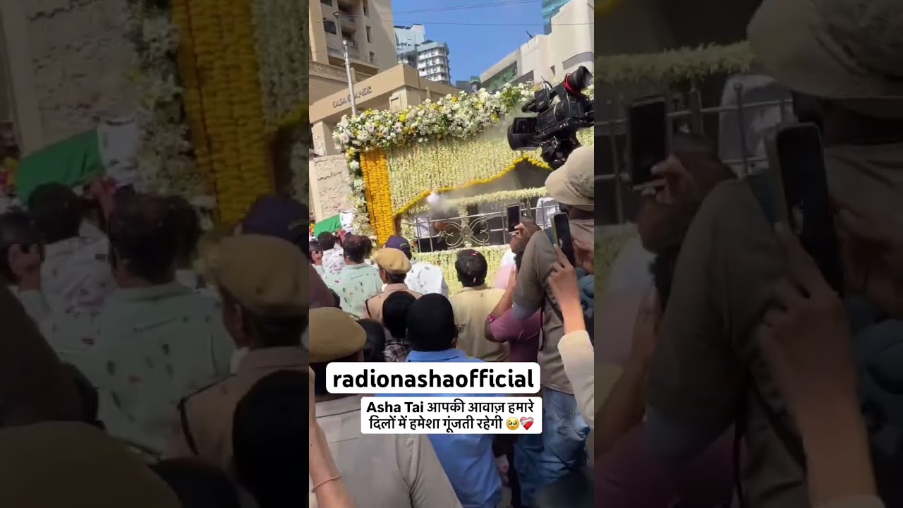 Jackie Shroff offered his respects at Asha Bhosle Ji’s last rites🙏🏼🥺#jackieshroff