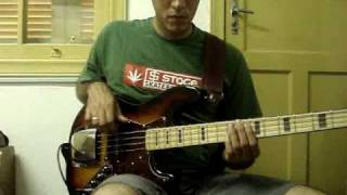 RATM-Hadda Be Playing on the Jukebox [cover bass]