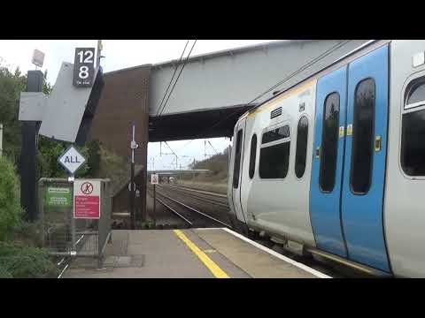 Great Northern Class 365 departs Sandy on a service to Peterborough | 19/03/17
