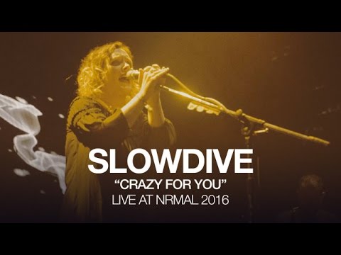 Slowdive perform 