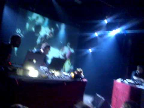 Chinese Man - Skank in the air @La Défense Chorus92